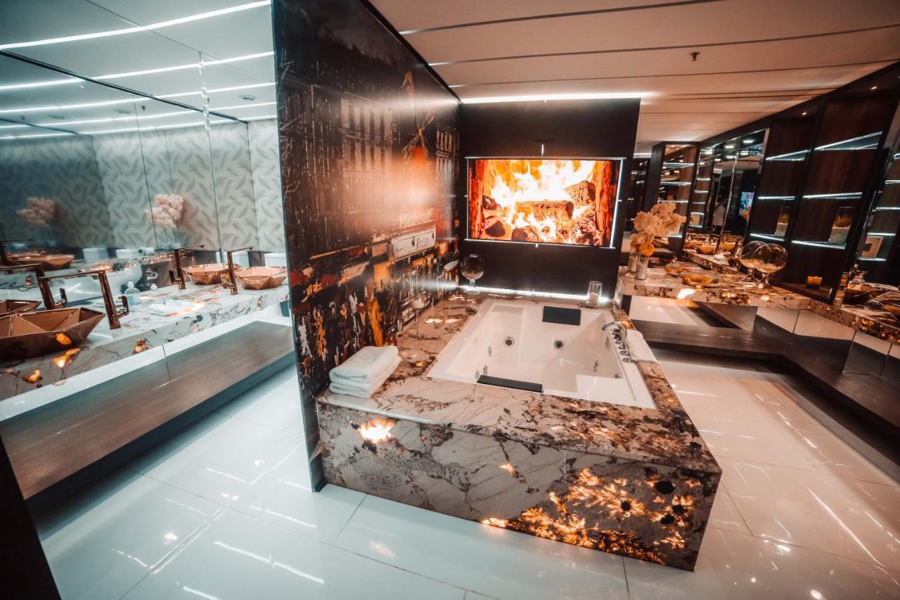 1Million Luxury Suites Medellín Kültér fotó