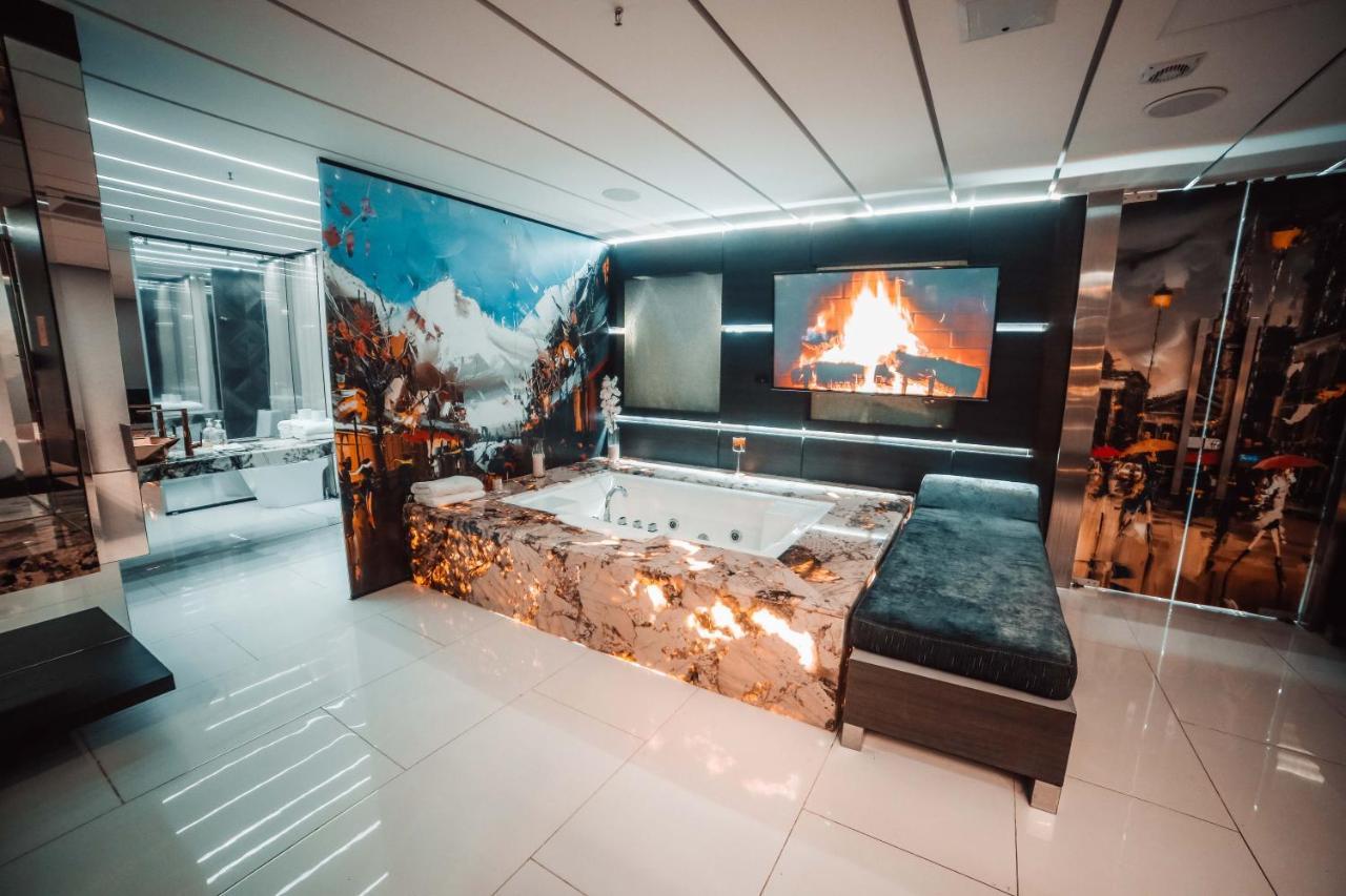 1Million Luxury Suites Medellín Kültér fotó