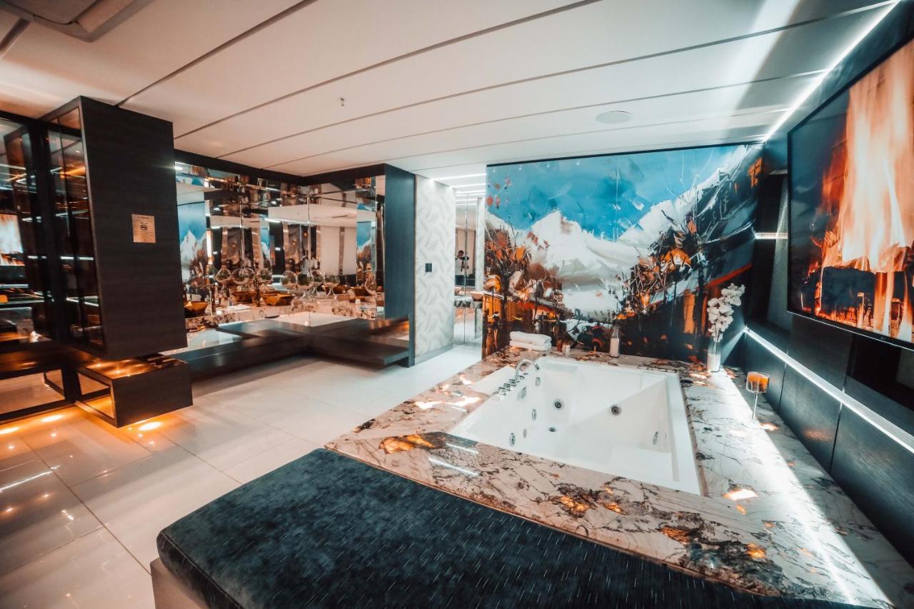 1Million Luxury Suites Medellín Kültér fotó