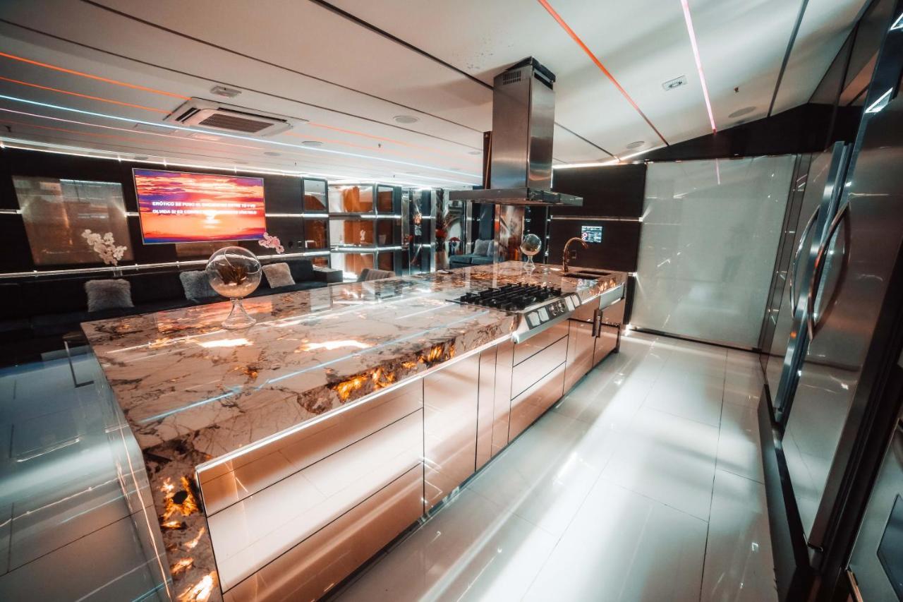 1Million Luxury Suites Medellín Kültér fotó