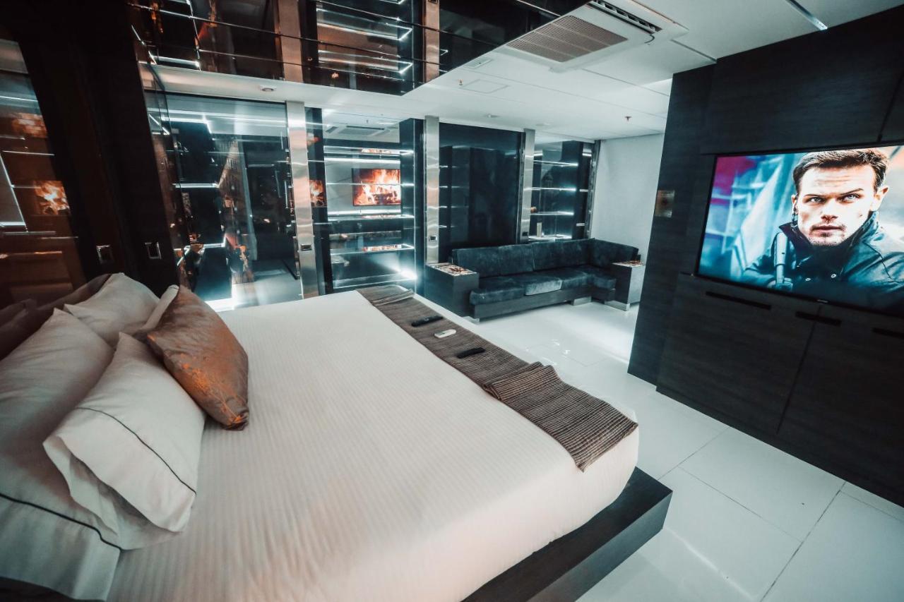 1Million Luxury Suites Medellín Kültér fotó