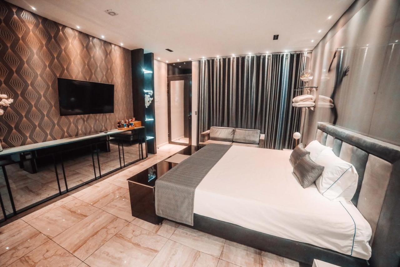 1Million Luxury Suites Medellín Kültér fotó