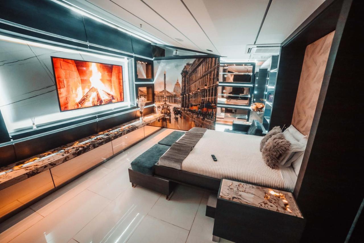 1Million Luxury Suites Medellín Kültér fotó