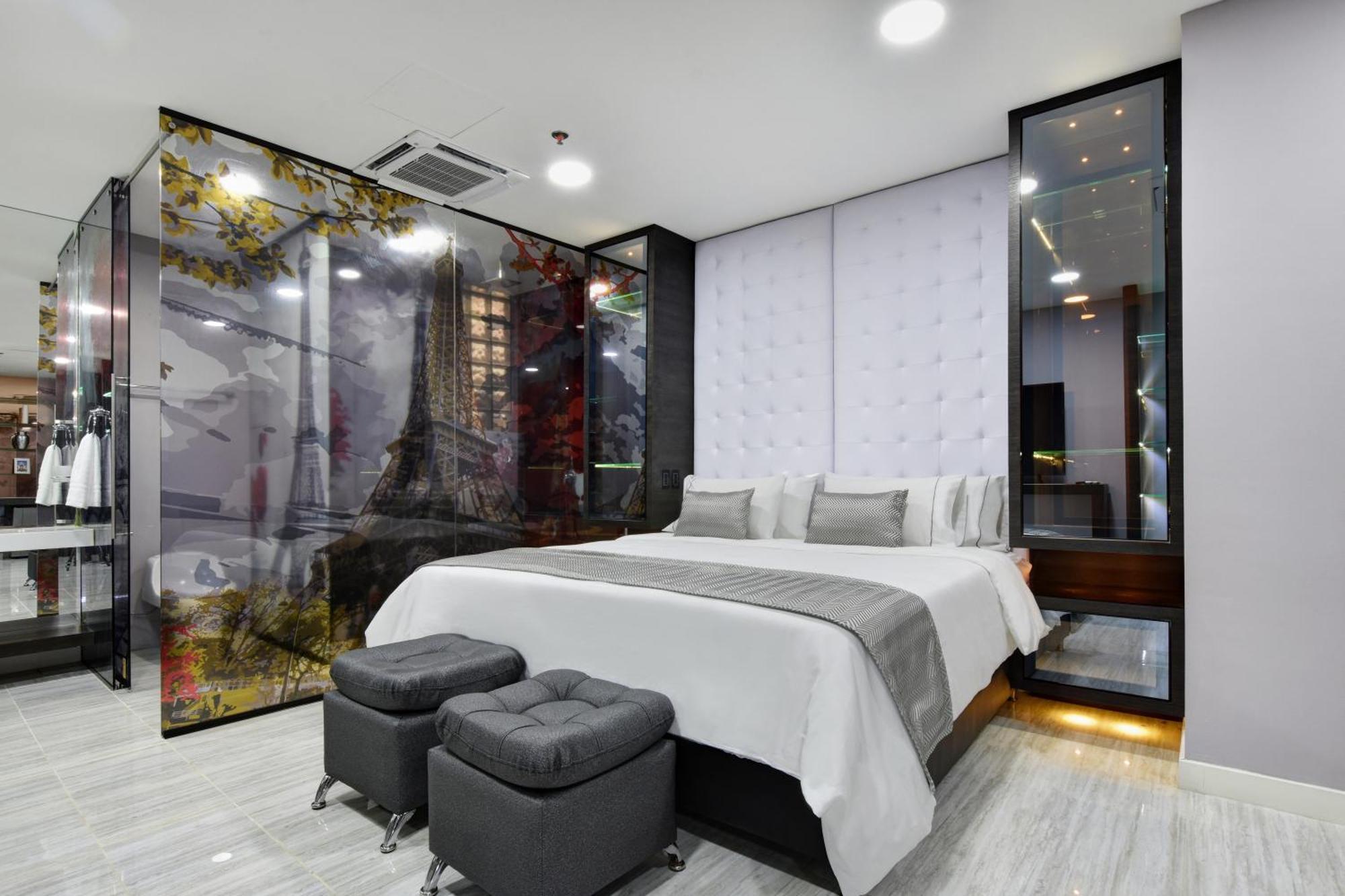 1Million Luxury Suites Medellín Kültér fotó