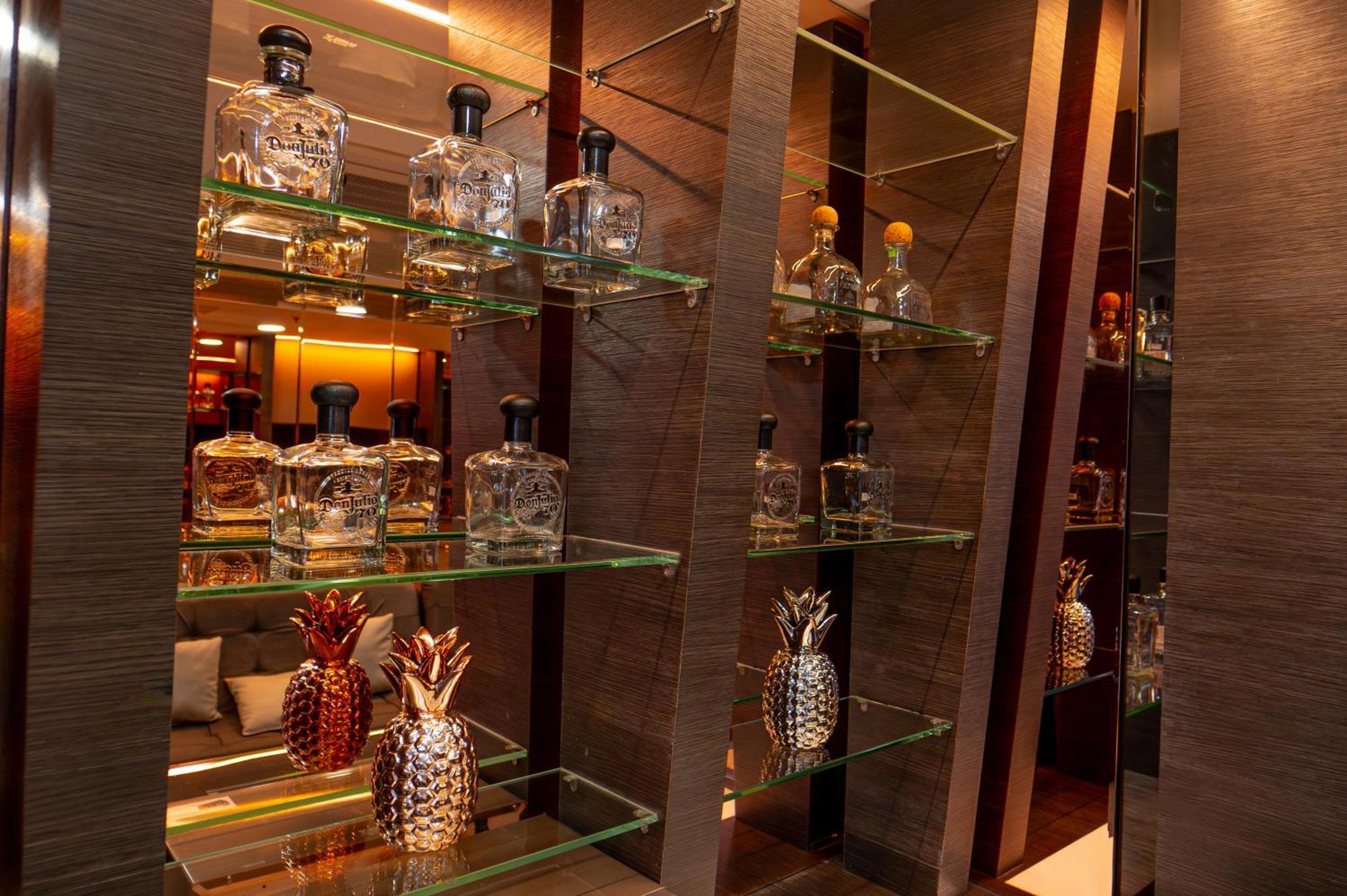 1Million Luxury Suites Medellín Kültér fotó