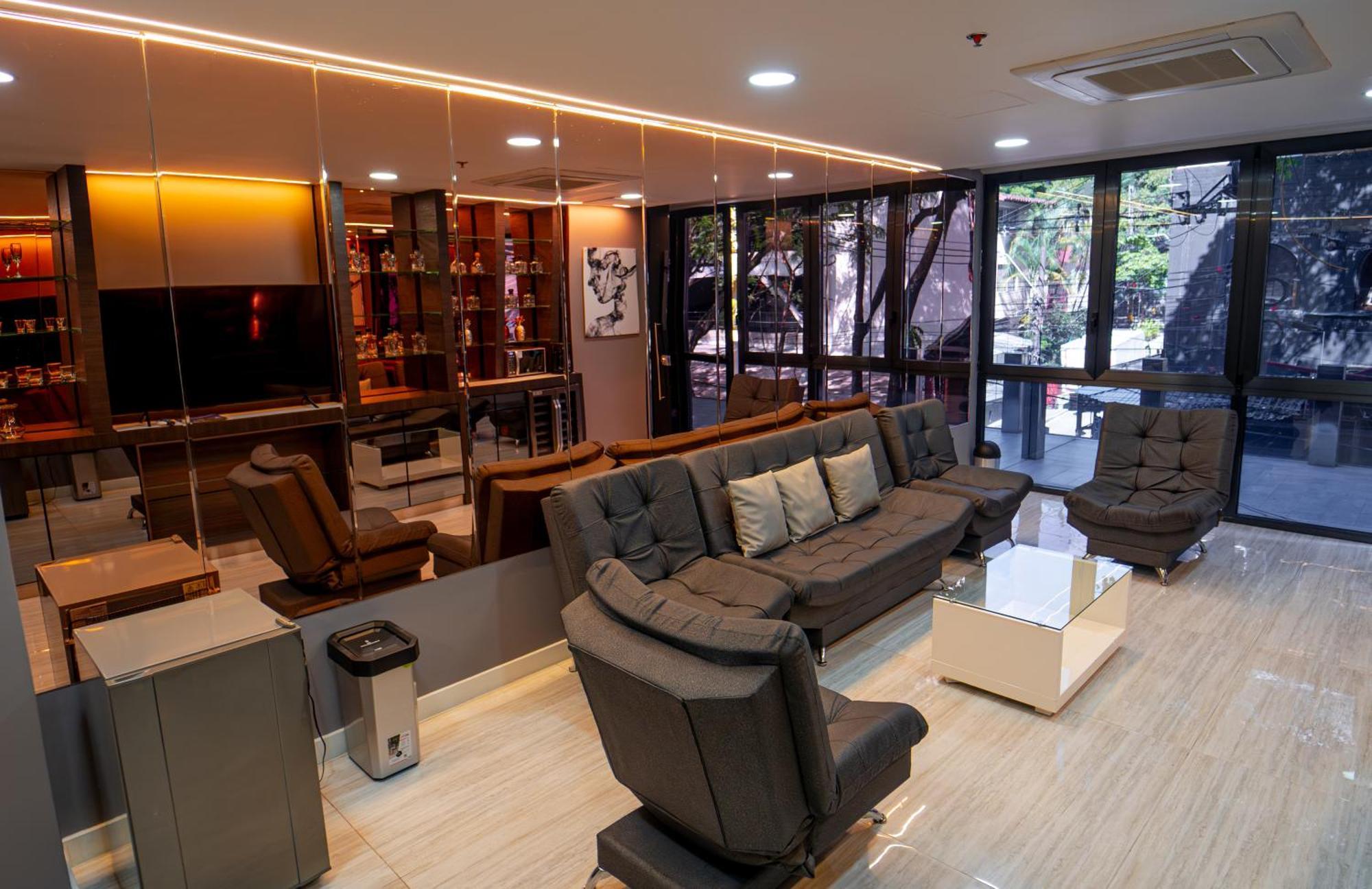 1Million Luxury Suites Medellín Kültér fotó